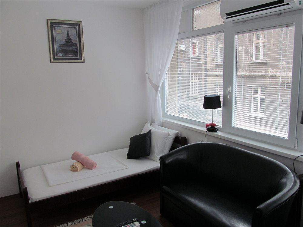Downtown Apart Hotel Bane Βελιγράδι Εξωτερικό φωτογραφία