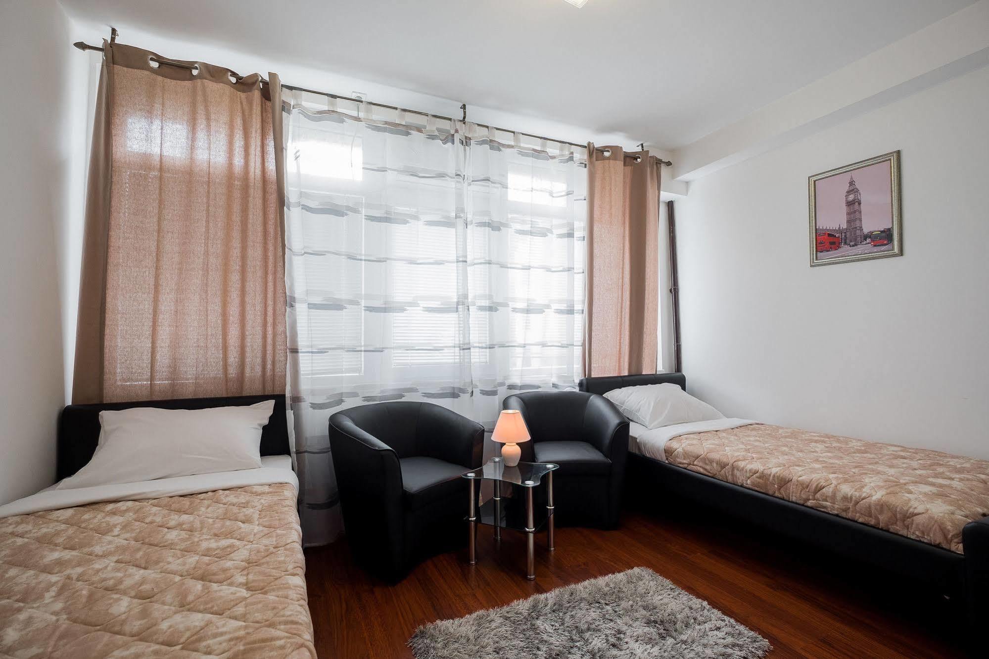 Downtown Apart Hotel Bane Βελιγράδι Εξωτερικό φωτογραφία
