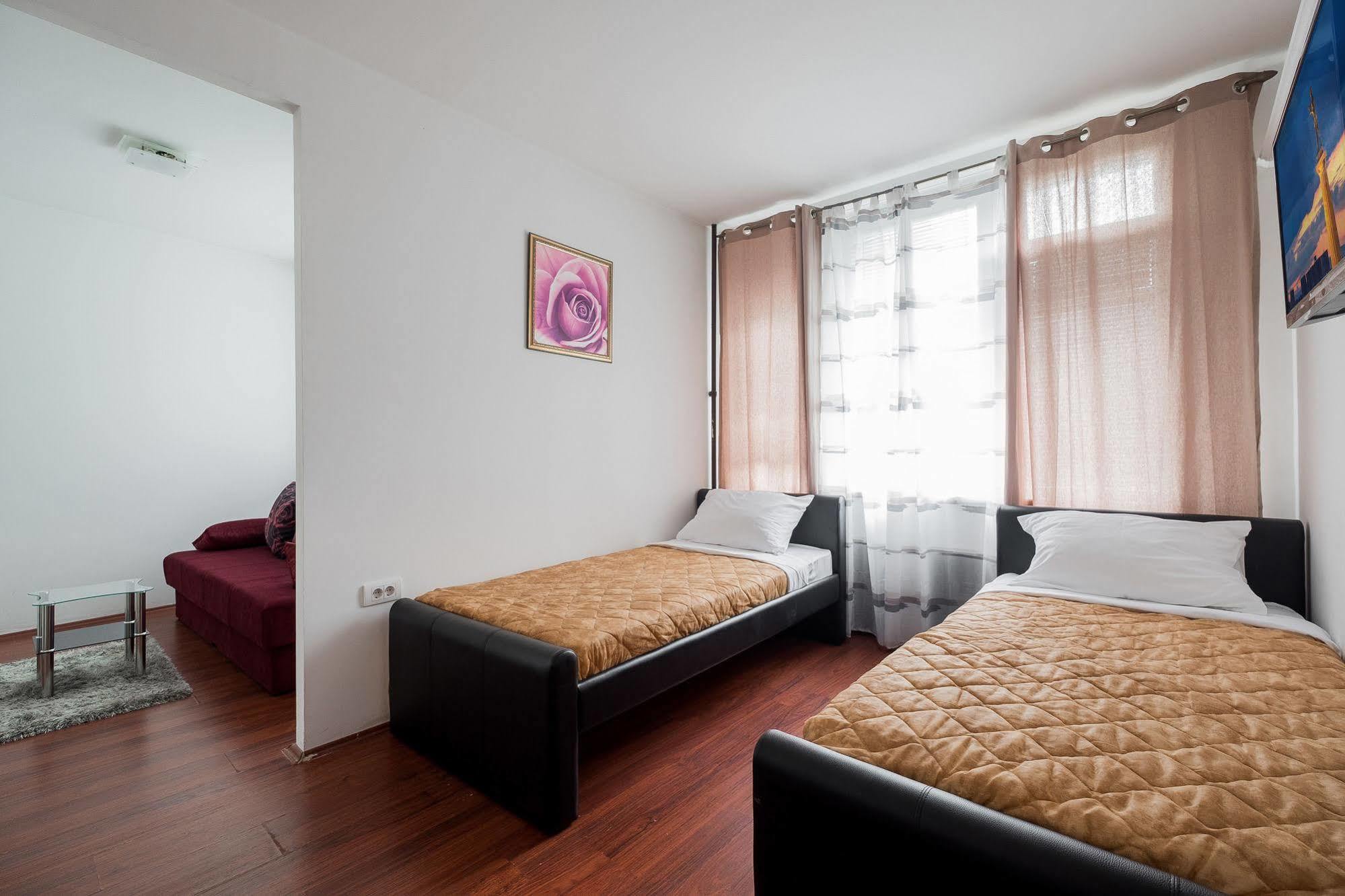 Downtown Apart Hotel Bane Βελιγράδι Εξωτερικό φωτογραφία