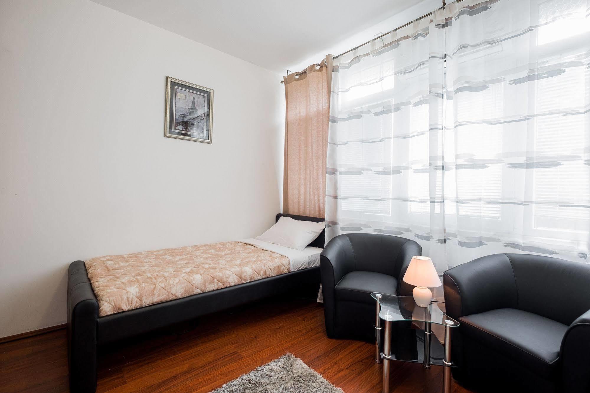 Downtown Apart Hotel Bane Βελιγράδι Εξωτερικό φωτογραφία