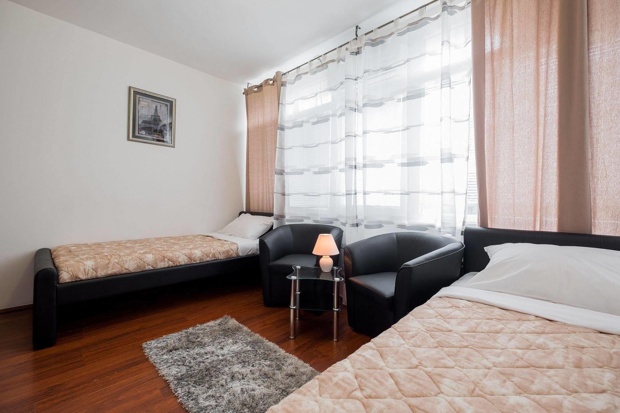 Downtown Apart Hotel Bane Βελιγράδι Εξωτερικό φωτογραφία
